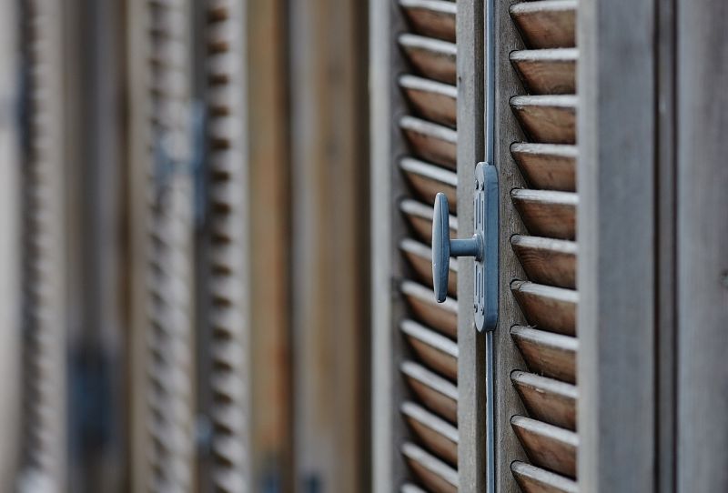 Shutter Latch Replacement in Olathe, KS